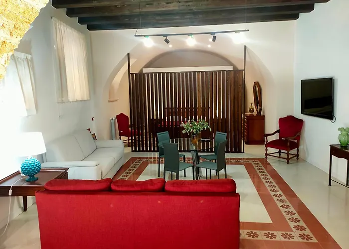 Palazzo Zuppardo Luxury בית נופש *